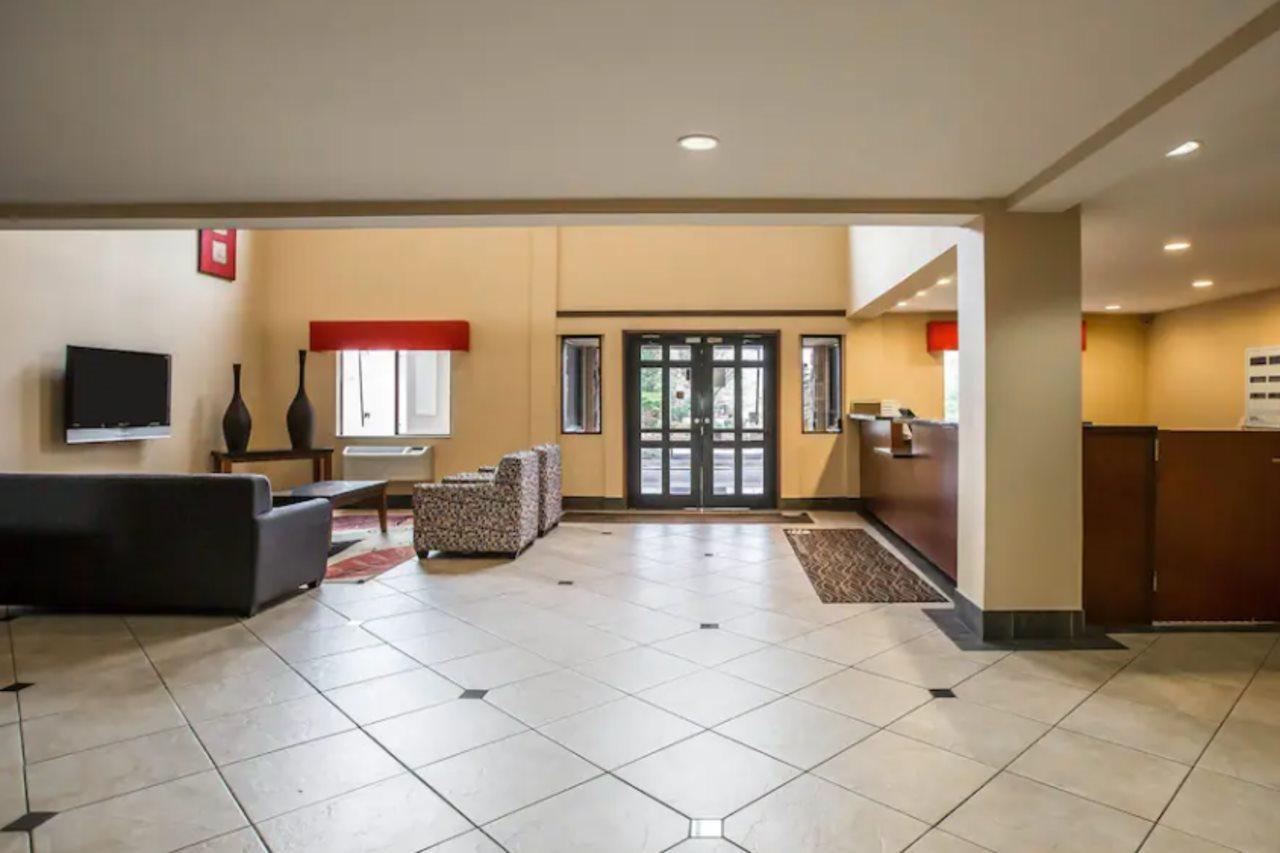 Econo Lodge Inn & Suites Monroe Exterior foto